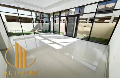 Townhouse - 3 Bedrooms - 5 Bathrooms for rent in Richmond - DAMAC Hills - Dubai Townhouse - 3 Bedrooms - 5 Bathrooms for rent in Richmond - DAMAC Hills - Dubai