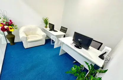 Office Space - Studio - 1 Bathroom for rent in Al Fajer Complex - Oud Metha - Bur Dubai - Dubai