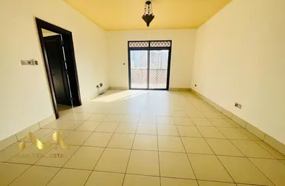 Apartment - 2 Bedrooms - 3 Bathrooms for rent in Reehan 1 - Reehan - Old Town - Dubai