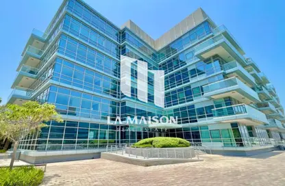 Apartment - 3 Bedrooms - 4 Bathrooms for rent in Al Marasy - Al Bateen - Abu Dhabi