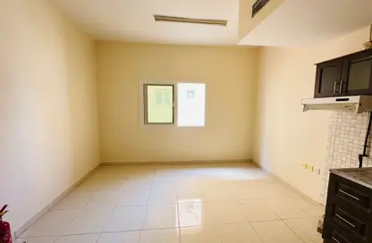 Apartment - Studio - 1 Bathroom for rent in Fire Station Road - Muwaileh - Sharjah