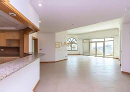 Empty Room image for: Apartment - 3 bedrooms - 4 bathrooms for rent in Al Khushkar - Shoreline Apartments - Palm Jumeirah - Dubai, Image 1