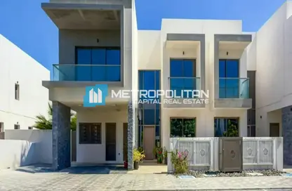 Villa - 4 Bedrooms - 5 Bathrooms for rent in Redwoods - Yas Acres - Yas Island - Abu Dhabi
