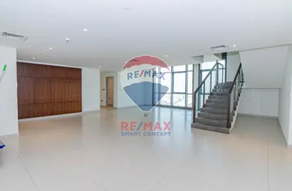 Penthouse - 4 Bedrooms - 5 Bathrooms for sale in Canal Residence - Al Reem Island - Abu Dhabi