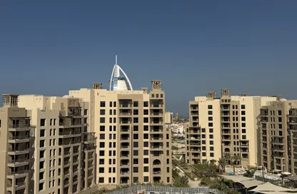 Apartment - 2 Bedrooms - 2 Bathrooms for sale in Al Jazi - Madinat Jumeirah Living - Umm Suqeim - Dubai
