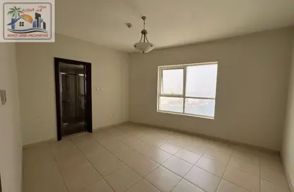 Apartment - 2 Bedrooms - 3 Bathrooms for rent in Al Khan Corniche - Al Khan - Sharjah