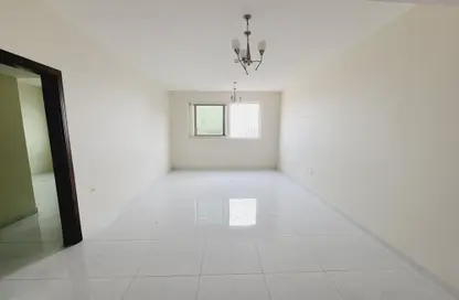 Empty Room image for: Apartment - 1 Bedroom - 2 Bathrooms for rent in Muweileh Community - Muwaileh Commercial - Sharjah, Image 1