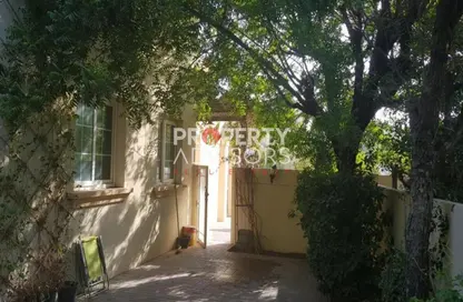 Villa - 2 Bedrooms - 3 Bathrooms for rent in Springs 12 - The Springs - Dubai