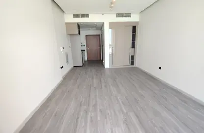 Apartment - Studio - 1 Bathroom for rent in Binghatti Crystals - Dubai Silicon Oasis - Dubai