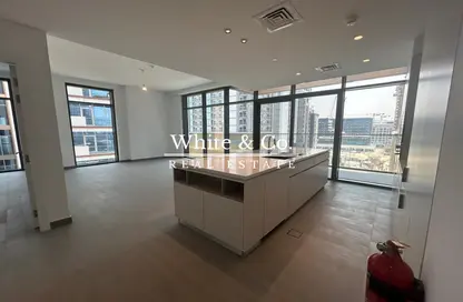 Apartment - 2 Bedrooms - 3 Bathrooms for rent in Kensington Waters A - Kensington Waters - Mohammed Bin Rashid City - Dubai