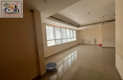 Apartment - 3 Bedrooms - 4 Bathrooms for rent in New Al Taawun Road - Al Taawun - Sharjah