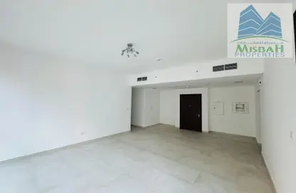 Empty Room image for: Apartment - 2 Bedrooms - 3 Bathrooms for rent in SBO Tower - Al Barsha 1 - Al Barsha - Dubai, Image 1