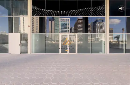 Retail - Studio for rent in Capital Golden Tower - Business Bay - Dubai