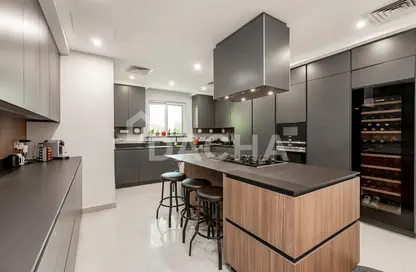 Villa - 4 Bedrooms - 5 Bathrooms for sale in Entertainment Foyer - Mediterranean Clusters - Jumeirah Islands - Dubai