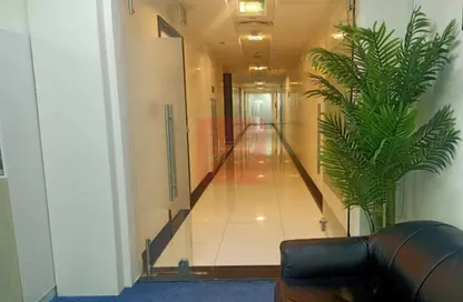 Office Space - Studio - 1 Bathroom for rent in Iris Bay - Business Bay - Dubai