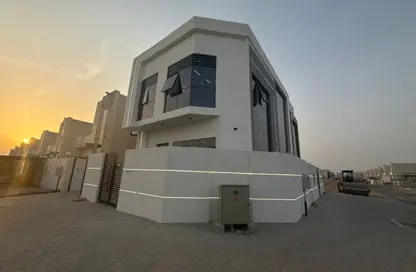 فيلا - 4 غرف نوم - 6 حمامات للايجار في الحليو 2 - الحليو - عجمان