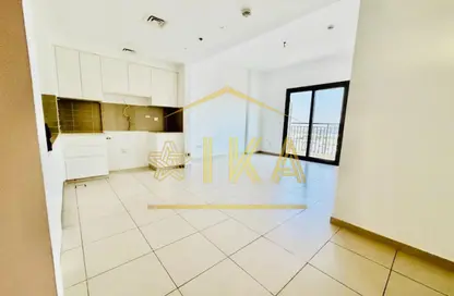 شقة - 2 غرف نوم - 2 حمامات للايجار في 2A شقق زهرا - زهرة أبارتمنتس 2 - شقق زهرا - تاون سكوير - دبي