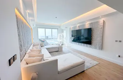 Apartment - 3 Bedrooms - 4 Bathrooms for sale in Marina Residences 3 - Marina Residences - Palm Jumeirah - Dubai