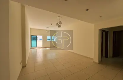 Empty Room image for: Apartment - 1 Bedroom - 2 Bathrooms for sale in Ajman One Towers - Al Sawan - Ajman, Image 1