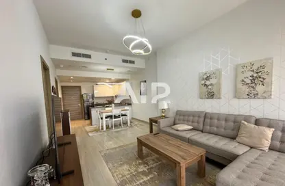 شقة - غرفة نوم - 2 حمامات للايجار في قرية الجميرا سركل - دبي