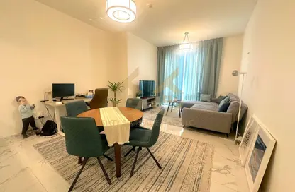 شقة - غرفة نوم - 2 حمامات للايجار في برج نورا - مدينة الحبتور - الخليج التجاري - دبي