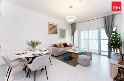 شقة - غرفة نوم - 2 حمامات للبيع في مبنى ربدان - موتور سيتي - دبي