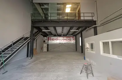 Warehouse - Studio - 1 Bathroom for rent in Dubai Investment Park (DIP) - Dubai