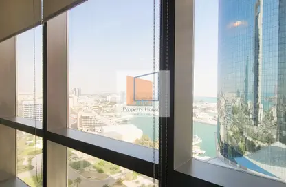 Apartment - 1 Bedroom - 1 Bathroom for rent in Etihad Tower 4 - Etihad Towers - Corniche Road - Abu Dhabi