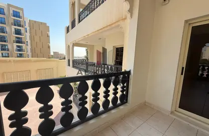 Apartment - 2 Bedrooms - 2 Bathrooms for rent in Al Hamra Views - Al Hamra Village - Ras Al Khaimah