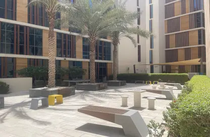 Apartment - 1 Bedroom - 2 Bathrooms for rent in Dubai Wharf Tower 2 - Dubai Wharf - Al Jaddaf - Dubai