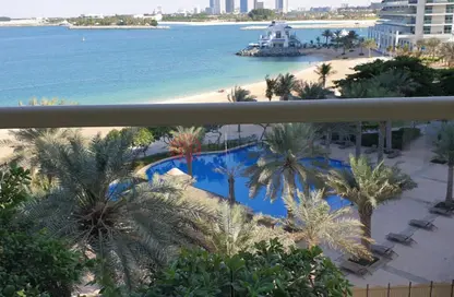 شقة - 2 غرف نوم - 3 حمامات للايجار في الدباس - مساكن شور لاين - نخلة جميرا - دبي