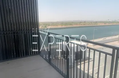Apartment - 1 Bedroom - 1 Bathroom for rent in Waters Edge - Yas Island - Abu Dhabi