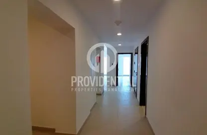 شقة - غرفة نوم - 2 حمامات للايجار في برج البوابة 3 - شمس أبوظبي - جزيرة الريم - أبوظبي