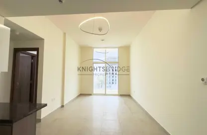 شقة - 2 غرف نوم - 3 حمامات للبيع في عزيزي ستار - الفرجان - دبي