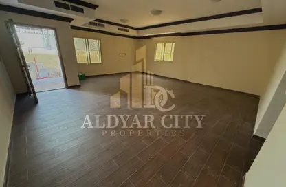 Penthouse - 3 Bedrooms - 4 Bathrooms for rent in Al Rumailah building - Al Rumailah 2 - Al Rumaila - Ajman