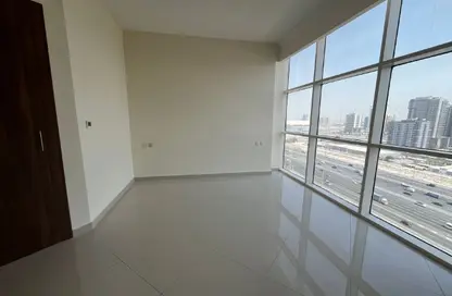 Apartment - 1 Bedroom - 2 Bathrooms for rent in Reef Residence - District 13 - Jumeirah Village Circle - Dubai