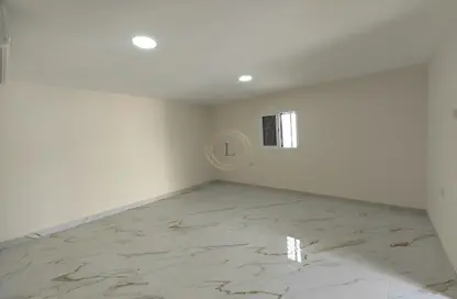 Apartment - Studio - 1 Bathroom for rent in Al Khrais - Al Jimi - Al Ain
