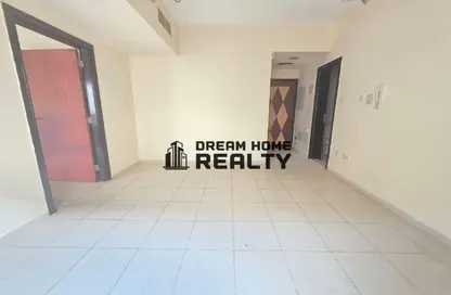 Apartment - 1 Bedroom - 2 Bathrooms for rent in Hend Tower - Al Taawun Street - Al Taawun - Sharjah