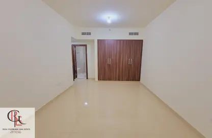 Apartment - 2 Bedrooms - 2 Bathrooms for rent in Shabiya 12 - Shabiya - Mussafah - Abu Dhabi