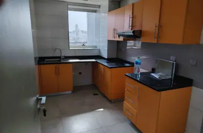عمارة بالكامل - 2 غرف نوم - 2 حمامات للايجار في سينترال تاوزر B - ارجان - دبي