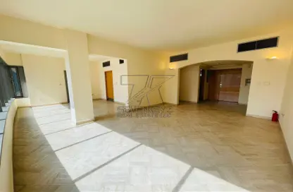 شقة - 3 غرف نوم - 4 حمامات للايجار في شيلالا تاور - الخالدية - أبوظبي