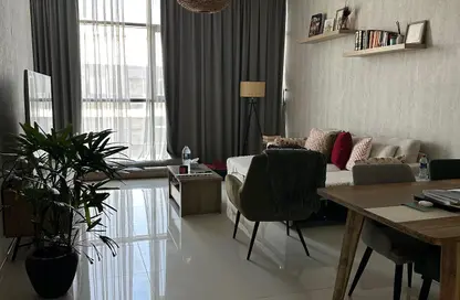 شقة - غرفة نوم - 2 حمامات للايجار في لوريتو 2 ب - لوريتو - داماك هيلز - دبي