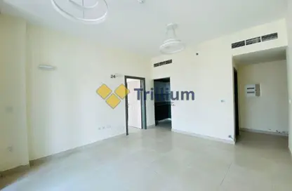 Apartment - 1 Bedroom - 2 Bathrooms for rent in Central Park Tower - Jumeirah Village Circle - Dubai