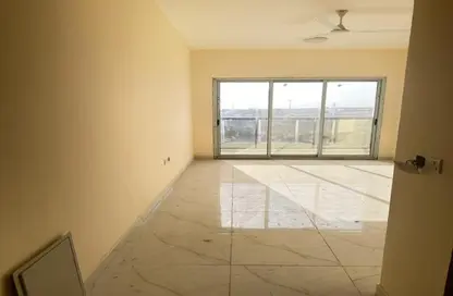 شقة - غرفة نوم - 2 حمامات للايجار في الجرف 3 - الجرف - عجمان وسط المدينة - عجمان