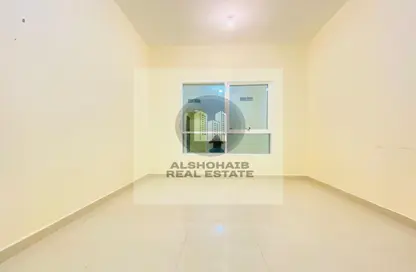 شقة - 2 غرف نوم - 3 حمامات للايجار في شارع حمدان - أبوظبي