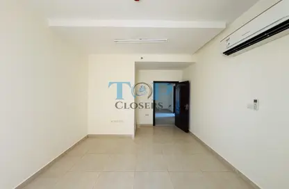 شقة - 2 غرف نوم - 2 حمامات للايجار في الرويكة - المويجي - العين