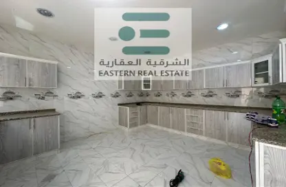 شقة - 3 غرف نوم - 4 حمامات للايجار في مدينة الرياض - أبوظبي