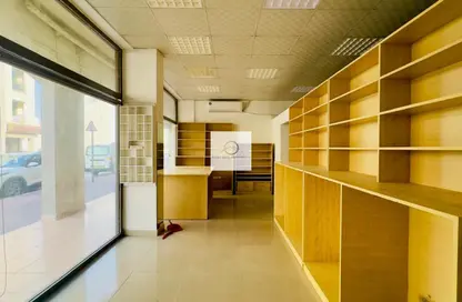 Retail - Studio - 1 Bathroom for rent in Russia Cluster - International City - Dubai