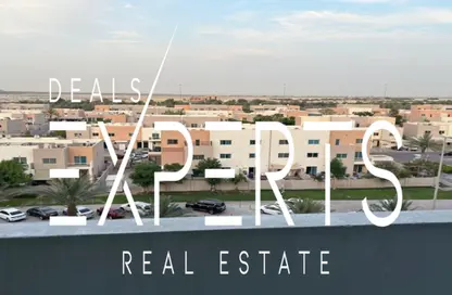 Apartment - 3 Bedrooms - 4 Bathrooms for rent in Tower 20 - Al Reef Downtown - Al Reef - Abu Dhabi