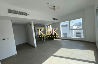 شقة - غرفة نوم - 2 حمامات للايجار في البرج الإمبراطوري - ديستريكت 17 - قرية الجميرا سركل - دبي